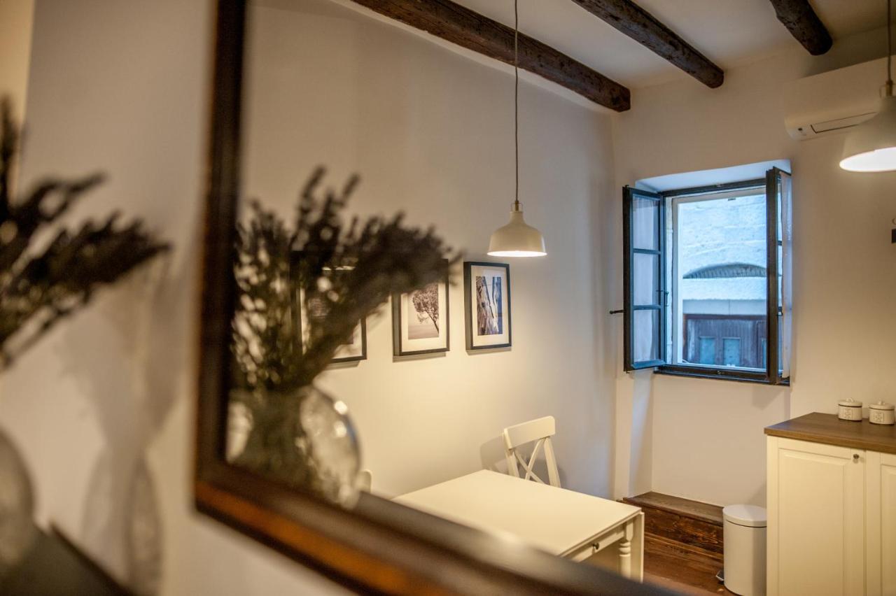 Studio Apartment Casa Di Pietra Rovinj Exterior foto